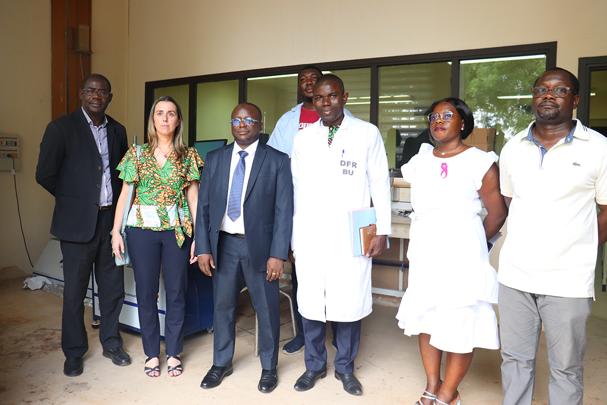 MCA-Côte d'Ivoire équipe le laboratoire de l'Institut National Polytechnique Félix HOUPHOUËT-BOIGNY (INP-HB)