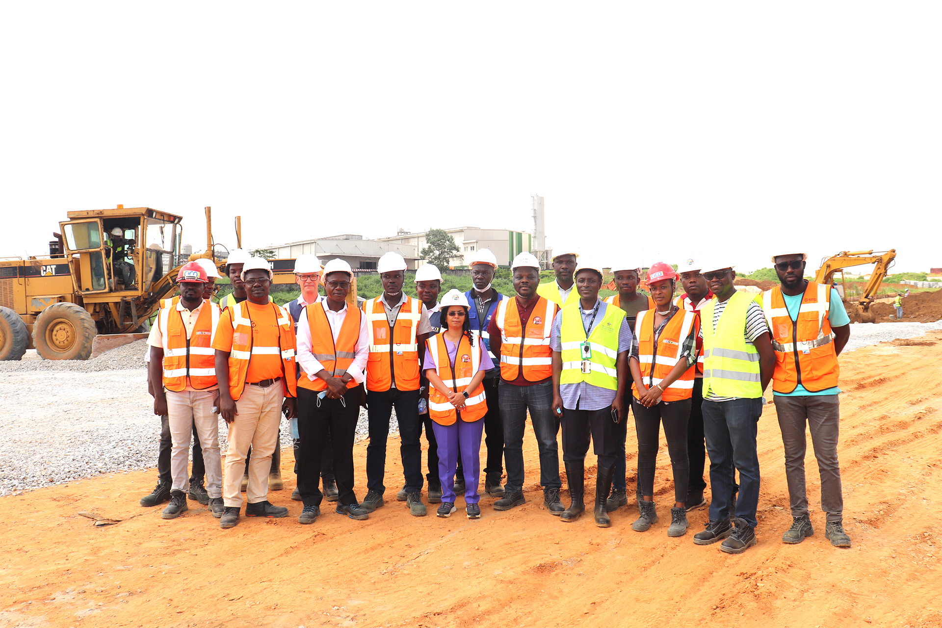 Projet Compétences : MCA-Côte d'Ivoire et MCC visitent le centre TVET DE PK24
